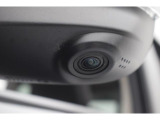 アイサイトセイフティプラスによりフロントカメラ、サイドカメラ、リヤヴィーグルディテクション、ハイビームアシストが装備されています。