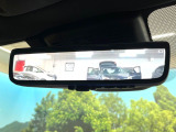 【デジタルインナーミラー】後席の大きな荷物や同乗者で後方が確認しづらい時でも安心!カメラが撮影した車両後方の映像をルームミラー内に表示。クリアな視界で状況の確認が可能です!