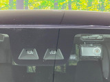 【スマートアシスト】走行中に前方の車両等を認識し、衝突しそうな時は警報とブレーキで衝突回避と被害軽減をアシスト。より安全にドライブをお楽しみいただけます。
