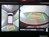 9インチディスプレイオーディオ  バックモニター付き。 車両後方の映像が画面に表示されるので、車庫入れが苦手な人も安心です。ただし、目視確認もお忘れなくお願いいたします。