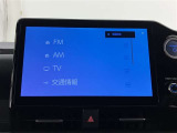 いまや必須装備「ナビゲーション」搭載!知らない場所にスイスイッとドライブ。もう、これなしではハンドルを握れませんね!でも運転中の操作は危険ですのでご注意ですね☆