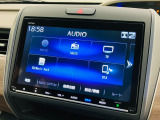 Bluetooth Audio、CD、DVD、フルセグTVと豊富なオーディオが装備されています!!
