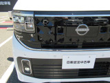 車全体が、かどまる四角デザインになっています。LEDヘッドライトで視界も確保できます
