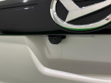 バックカメラ ナビゲーション等を装着した場合には車両の前後左右に搭載した4つのカメラにより、車庫入れや狭い道でのすれ違いをしっかりサポートするパノラマモニター対応カメラが付いてます