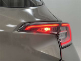 バックフォグは悪天候時の夜間に、後続車に自車位置をアピールするために使用します!