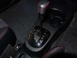 フロアATです!操作もしやすく運転が楽になります!