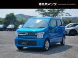 中古車専門再生工場にて熟練専任スタッフが丁寧に清掃、仕上げを実施しております。また、お客様に安心してご検討いただける様、公取協が定める基準に基づき車両検査を実施し、車両状態評価証を発行しております。