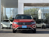 一目でVolkswagenとわかる顔です!