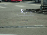 カラーヘッドアップディスプレイ付き。少ない視線移動で情報を確認できるので、運転の疲労軽減に繋がりますよ♪