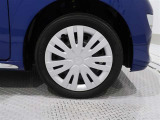 タイヤサイズは165/55R15です。