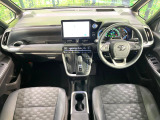 ヴォクシー 1.8 ハイブリッド S-Z 