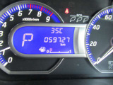 デジタル表示スピードメーターです。  走行距離 59727km