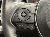 【ステアリングスイッチ付ハンドル】ナビゲーションに視線を移さず、ハンドルから手を離さず、運転に集中したまま手元でオーディオ操作できます♪