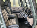 車内は徹底的にクリーニングされているので、快適にお乗りいただけます。