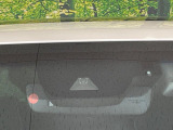 【トヨタセーフティセンス】走行中に前方の車両等を認識し、衝突しそうな時は警報とブレーキで衝突回避と被害軽減をアシスト。より安全にドライブをお楽しみいただけます。