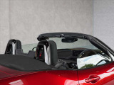 神戸マツダ神戸西インター店は、通常ディーラー+&alpha;の次世代型店舗としてROADSTER EXPERIENCE SPACEの冠を掲げ、「いつでも・誰でも・気軽に会いに行ける」ロードスターUカー専門店。