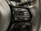 【アダプティブ・クルーズ・コントロール】予め設定した車速内でクルマが自動的に加減速。 前走車との適切な車間距離を維持しながら追従走行し、高速道路でのドライバーの疲労を軽減してくれる嬉しい機能付♪