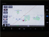 純正スタンダードインターナビ(VXM-214VFi)&バックカメラが装備されているので、普段の使い勝手もロングドライブも快適です。