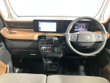 運転席の見晴らしのよさで右折時に気になる斜め方向も良く見えるので安心して運転できます