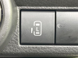 【パワースライドドア】スマートキーや運転席のスイッチでスライドドアの開閉が可能♪電動だから力を入れてドアを開ける必要が無く、小さいお子様でも、重い荷物を持っている時もラクに開け閉めできます♪