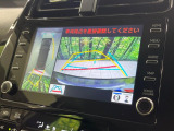 【パノラミックビューモニター】専用のカメラにより、上から見下ろしたような視点で360度クルマの周囲を確認することができます☆死角部分も確認しやすく、狭い場所での切り返しや駐車もスムーズに行えます。