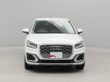 Q2 1.0 TFSI スポーツ 