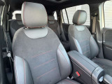 中古車だけではなく、新車も多岐にわたり、正規輸入車販売を行っております。全国選りすぐりの仕入ネットワークの中からあなたにピッタリのお車を探します!