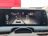 見やすいメーターまわりがドライブをサポート致します。