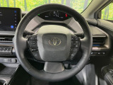 【純正革巻きステアリング】上質な革を使用することで、手にしっかり馴染みとても運転しやすいハンドルです♪