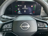 手元でナビの音量調整等が出来るのでナビの操作によるわき見運転を防止することが出来ます。
