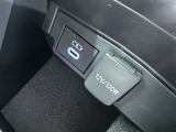 シガーソケット用の充電器が使用可能です!