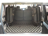 ラゲッジルームは広々と荷物がたくさん積めます♪