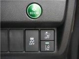 ホンダセンシングが装備されています。アダプティブレーダークルーズやレーンキープアシスト、車線逸脱防止機能なども備えていて、ロングドライブも快適で安全にお楽しみいただけます。