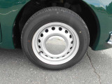 純正ホイールキャップ装着車です。