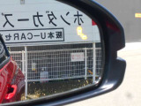 ブラインドスポットインフォメーション装備☆斜め後ろの見えにくい位置の他の車両の検知に役立ちます♪