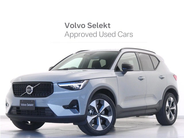 XC40 ウルトラ B4 AWD ダークエディション 4WD 