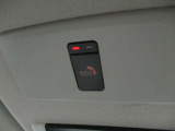 日産コネクトS0S装備されてます。(SOSコール使用するには申し込みが必要です。)