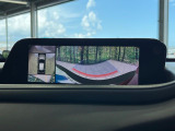 【360&deg;ビューモニター】専用のカメラにより、上から見下ろしたような視点で360度クルマの周囲を確認することができます☆死角部分も確認しやすく、狭い場所での切り返しや駐車もスムーズに行えます。