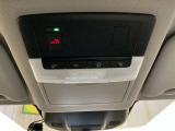 緊急時に専用のオペレーターに繋がるSOSコールNissanConnect・有料加入が必須となります。