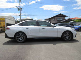 新車登録から5年目まで、最長4年間の走行距離無制限保証をご用意。ご購入後も安心が長く続きます。