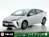厳選されたトヨタ認定中古車のプリウスです。環境にやさしく燃費性能も良いハイブリット車です。静かな走りによる快適な静粛性の室内を実感できます。