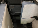 床面に置きたくないお荷物はこの「置きラクボックス」へどうぞ♪