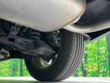 お車を安心してお乗りいただく為には、足回りの定期点検が欠かせません。サービスサポート(有償保証)では無料点検もご提供しており、安心のカーライフをお過ごしいただけるサポート体制が整っています。