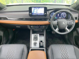 アウトランダー PHEV 2.4 P 4WD 