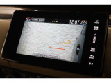 サイドカメラ装備!死角となる左後方の映像をモニターに映し出すことができます!
