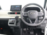 運転席廻りです。