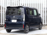 お支払いはホンダクレジットをご利用ください。運転免許所をご持参いただければ審査が可能です。また月々のお支払金額を抑えられるなど、メリットがいっぱいの据え置きクレジットもご用意しております。