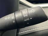 AUTOの位置にセットしておくと、暗くなったら自動でライトの点灯をサポートしてくれます!高速道路でのトンネル通過時など便利です!