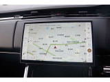 各種車両の設定などタッチパネルで操作できるので直感的な感覚で操作可能です。