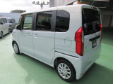 通常は後席下にある燃料タンクを前席下へ配置するHONDAの特許技術。広さとともに、重心が車体の中心に近くなることにより、安定感のある走りにも貢献。